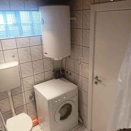 - White - White&black Apartmans-free Parking-