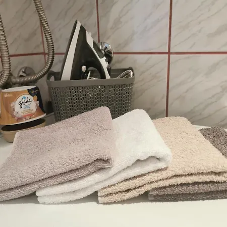 Апартаменты - White - White&black Apartmans-free Parking-