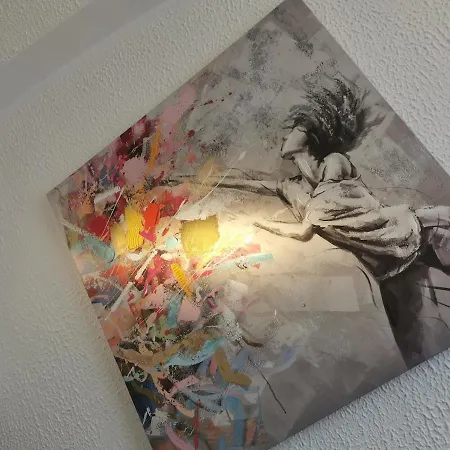 - White - White&black Apartmans-free Parking- Belgrad