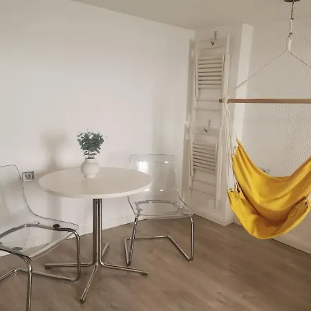 Daire - White - White&black Apartmans-free Parking-